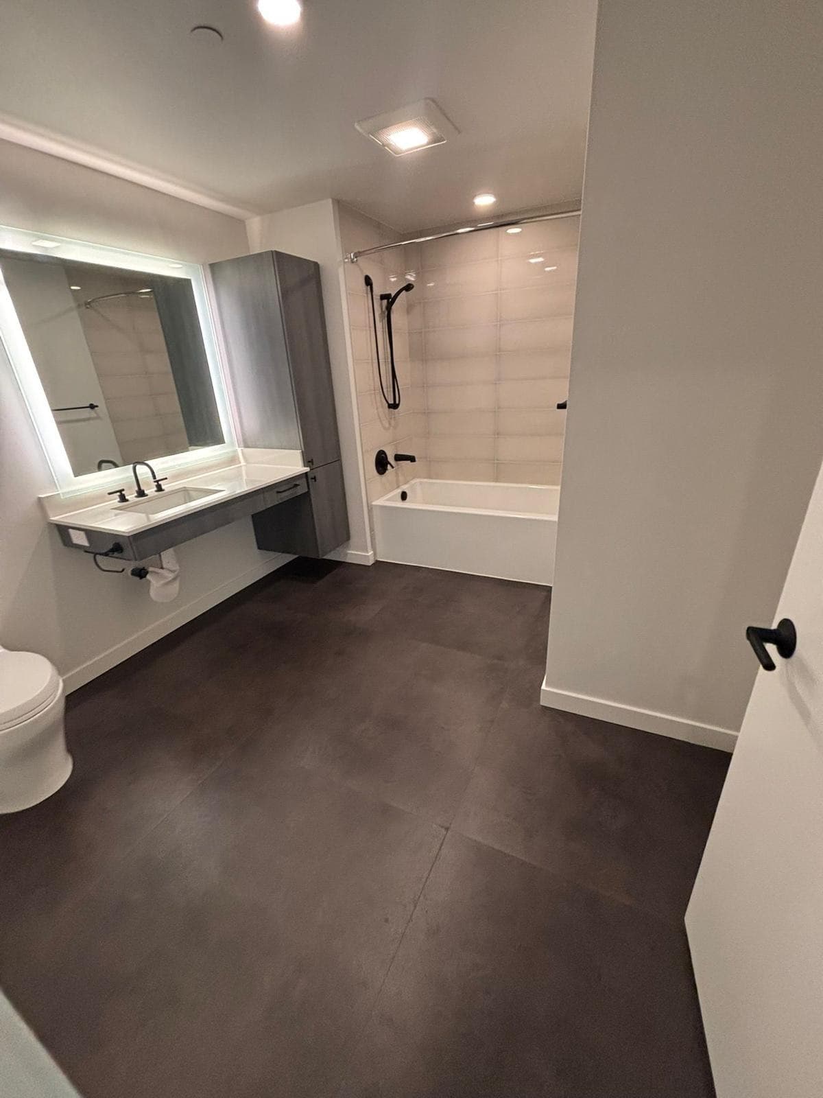 Bathroom Full View